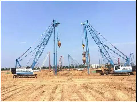 重磅！敢为行业先，3499拉斯维加斯重装强夯机三包期延长至一年！