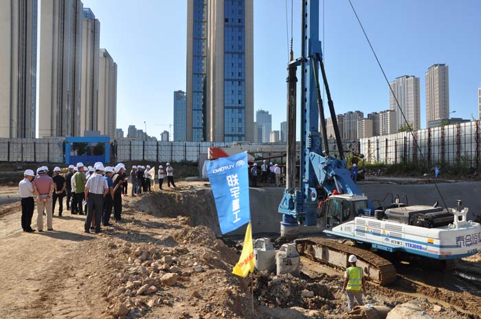 金秋送爽！3499拉斯维加斯重装YTR300Dmax旋挖钻机大连推介会隆重召开