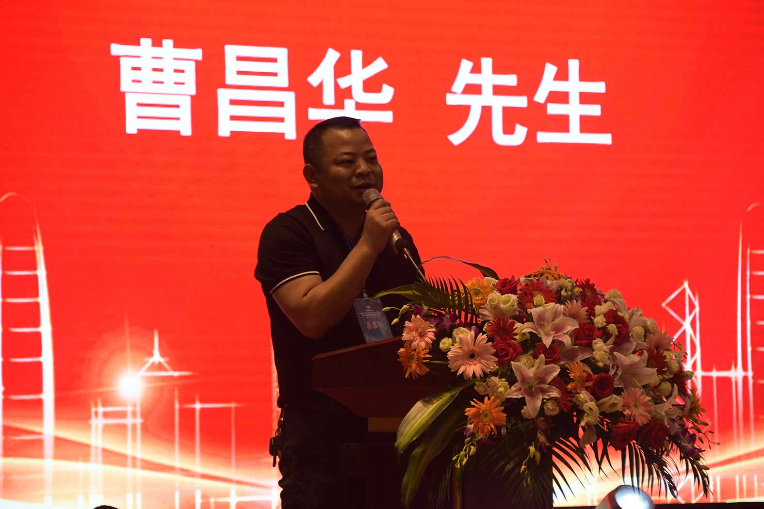 亲勤倍至，全程信赖！3499拉斯维加斯重装·长沙博事液压服务站正式授牌！