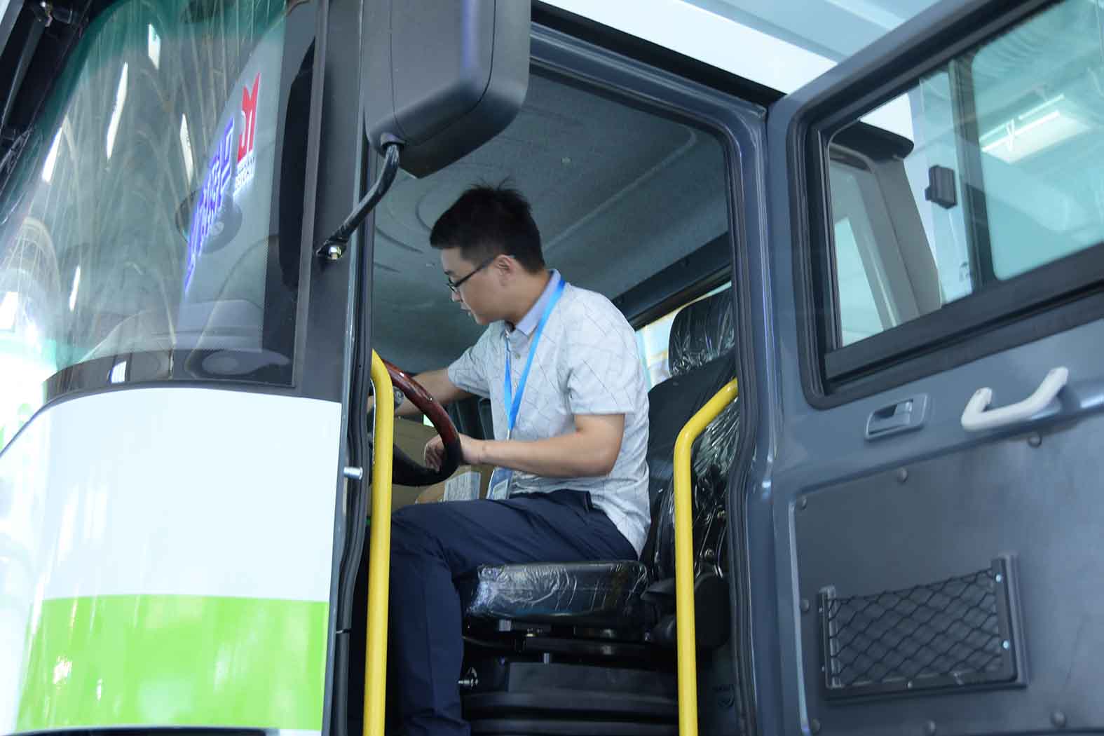 引领未来▲3499拉斯维加斯纯电动矿用车闪耀2019CIME展会